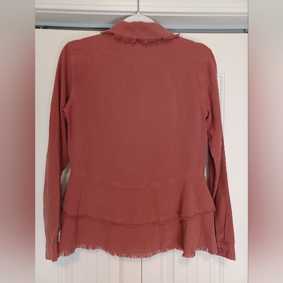 Anthropologie exclusive line Cloth & Stone Peplum Top size XS NWOT - Picture 2 of 6